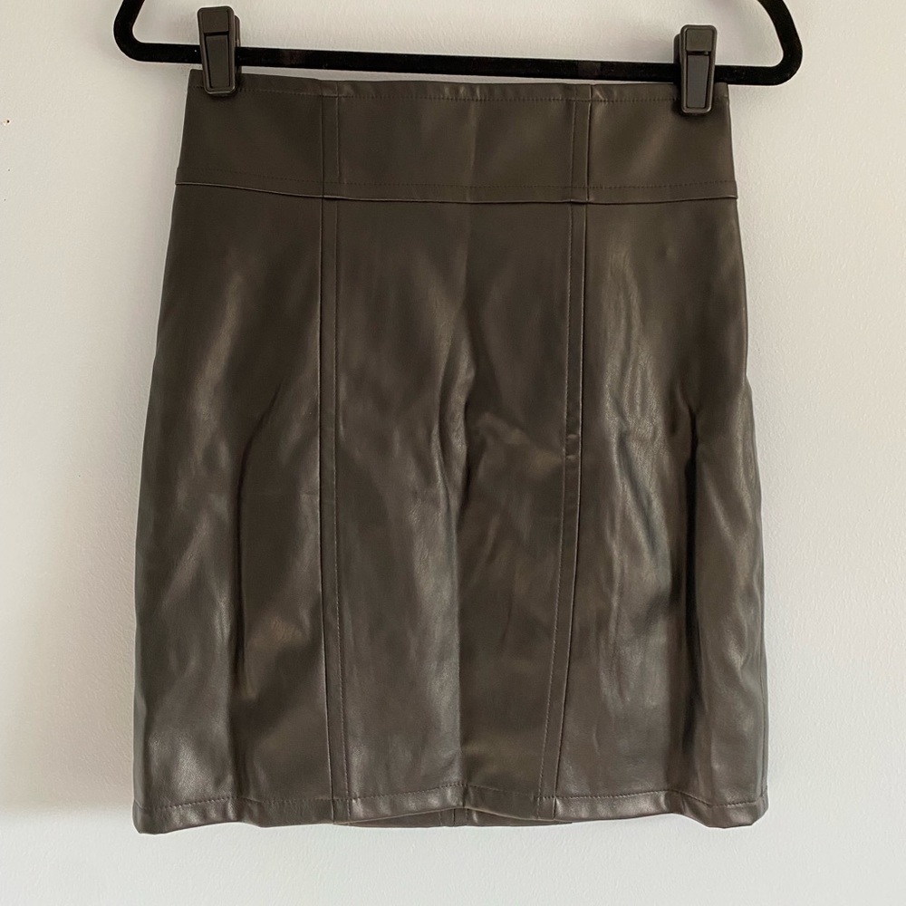 Karlie Kloss x Express Faux Leather Skirt